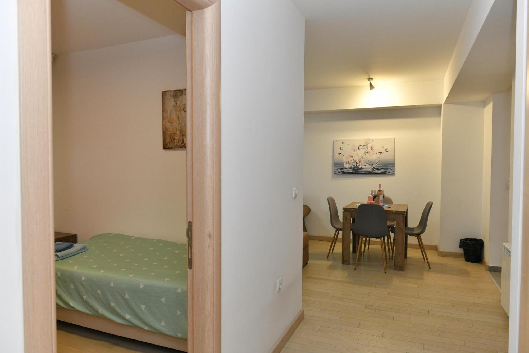 Skopje Starlight Apartments - Flatiron Esterno foto